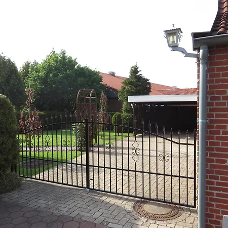 Neu! Luettje Nuest بيت للعطل Upgant-Schott